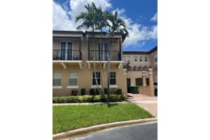 8657 Blaze Court, Davie, FL 33328 - MLS#R11112352