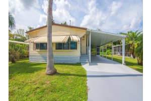 212 W Caribbean, Port St. Lucie, FL 34952, Port Saint Lucie, FL 34952 - MLS#R11112359