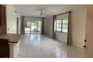 3040 NE 16th Avenue 103, Oakland Park, FL 33334 - MLS#R11112384