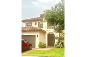 4907 Nw 51st Terrace, Tamarac