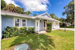 6856 SW Chase Court, Stuart, FL 34997 - MLS#R11112426