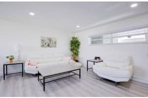 11 Colonial Club Drive 302, Boynton Beach, FL 33435 Sold 11/10/25