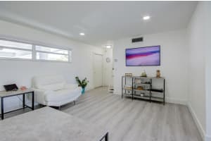 11 Colonial Club Drive 302, Boynton Beach, FL 33435 Sold 11/10/25