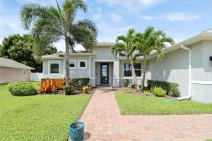 4312 SW Taluga Street, Port Saint Lucie, FL 34953 - MLS#R11112434