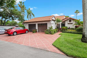 6360 Kings Gate Circle, Delray Beach, FL 33484 Sold 11/14/25