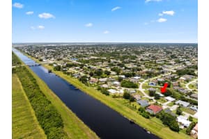 522 SW South Quick Circle, Port Saint Lucie, FL 34953 - MLS#R11112489