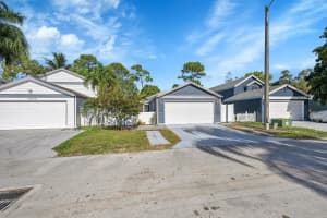 1325 Strawberry Lane, West Palm Beach, FL 33415 - MLS#R11112500