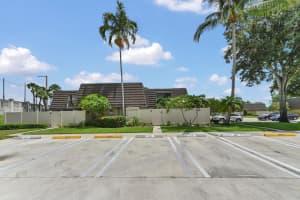 7315 73rd Way, West Palm Beach, FL 33407 - MLS#R11112506