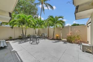 7315 73rd Way, West Palm Beach, FL 33407 - MLS#R11112506
