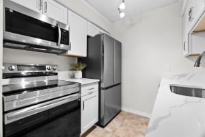 6501 Chasewood Drive 18d, Jupiter, FL 33458 Sold 08/29/25