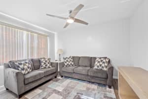 3871 Via Poinciana 201 201, Lake Worth, FL 33467 - MLS#R11112537