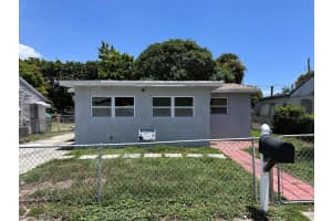 840 W 1st Street, Riviera Beach, FL 33404 - MLS#R11112632