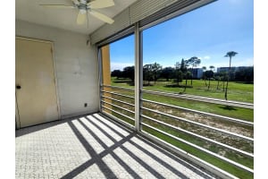 3661 Via Poinciana 310, Lake Worth, FL 33467 - MLS#R11112633
