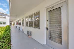 398 Sheffield Q, West Palm Beach, FL 33417 - MLS#R11112698