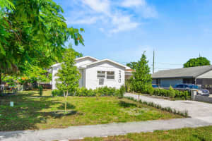 230 SW 6th Avenue, Delray Beach, FL 33444 - MLS#R11112710