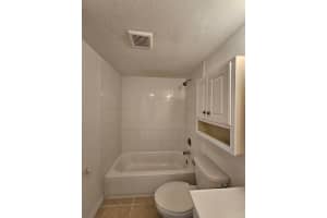 1880 N Congress Avenue 107, West Palm Beach