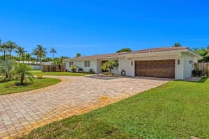 2070 NE 27th Street NE, Lighthouse Point, FL 33064 - MLS#R11112725