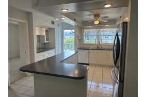 2012 Federal Highway, Boynton Beach, FL 33435 - MLS#R11112738