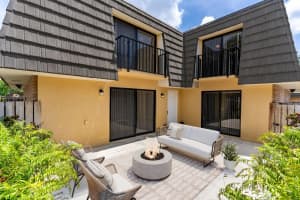 622 6th Way D, West Palm Beach