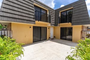 622 6th Way D, West Palm Beach, FL 33407 - MLS#R11112760