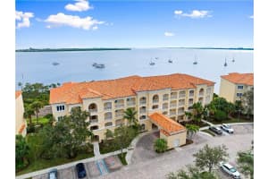 29 Harbour Isle Drive 203, Hutchinson Island, FL 34949 - MLS#R11112819