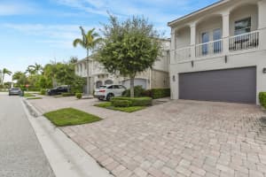 100 NW 69th Circle 122, Boca Raton, FL 33487 - MLS#R11112837