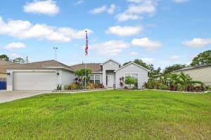 8325 105th Court, Vero Beach