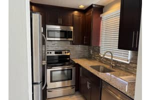 2755 W Atlantic Avenue D-208, Delray Beach, FL 33445 - MLS#R11112917