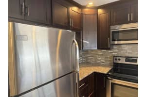 2755 W Atlantic Avenue D-208, Delray Beach, FL 33445 - MLS#R11112917