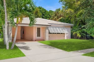 90 17th Avenue S, Lake Worth Beach