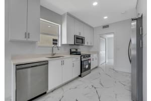 410 NW 13th Avenue, Boynton Beach, FL 33435 Sold 11/26/25