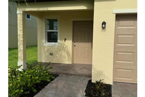664 Carlyle Way, Fort Pierce, FL 34947 - MLS#R11112996
