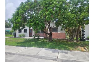 1701 N M Street, Lake Worth Beach, FL 33460 Sold 12/22/25