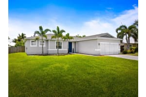 1066 SW Jennifer Terrace, Port Saint Lucie, FL 34953 - MLS#R11113036
