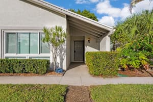 708 Lago Road, Delray Beach, FL 33445 - MLS#R11113046