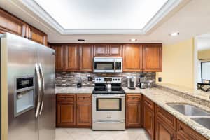 49 Balfour Road, Palm Beach Gardens, FL 33418 - MLS#R11113048