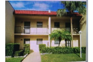 2050 Oleander Boulevard 2105, Fort Pierce