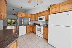 11000 SE Sea Pines Circle, Hobe Sound, FL 33455 Sold 09/12/25