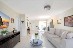 860 Worcester Lane, Lake Worth, FL 33467 Sold 08/20/25