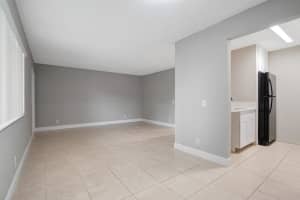 516 Meadows Circle, Boynton Beach, FL 33436 - MLS#R11113108