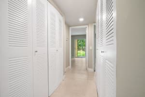 516 Meadows Circle, Boynton Beach, FL 33436 - MLS#R11113108