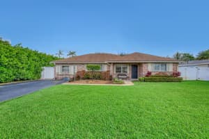 1915 Laurel Lane, Lake Clarke Shores, FL 33406 Sold 12/11/25