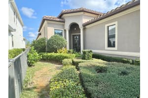 320 Fascino Circle, Port Saint Lucie, FL 34984 - MLS#R11113136