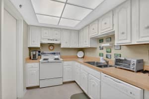 6895 Willow Wood Drive 1056, Boca Raton, FL 33434 - MLS#R11113140