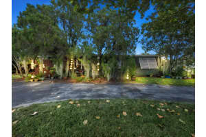 5737 Basil Drive, West Palm Beach