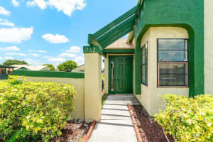 762 SW Claudia Avenue, Port Saint Lucie, FL 34953 Sold 10/24/25