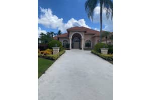 3161 Burgundy Drive N, Palm Beach Gardens