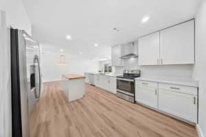 948 Canal Circle Sebastian, FL 32958 - Off Market