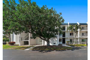 1605 S Us Highway 1 V6-104, Jupiter, FL 33477 - MLS#R11113212