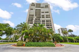 2425 Presidential Way 1006, West Palm Beach